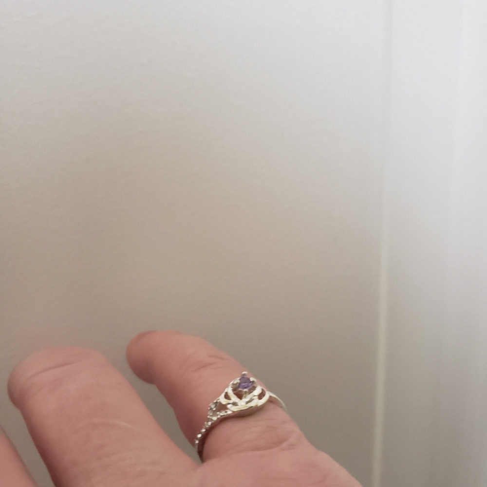 Silver ring - Picture 2 of 7
